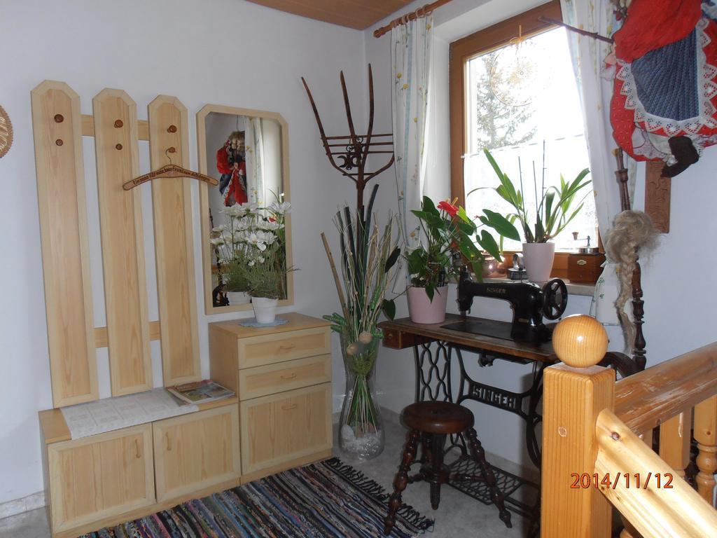 Andra Apartment *